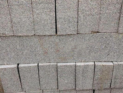黄锈石路沿石